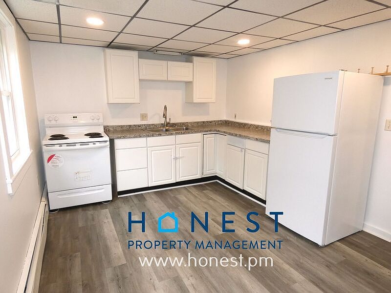 1st image of 7 Bennett St Unit 2