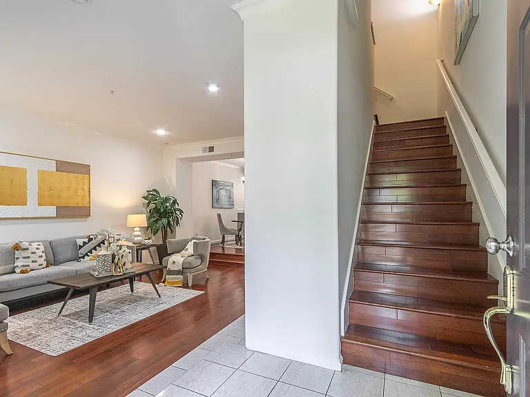 441 Camille Cir #12 — Photo 35