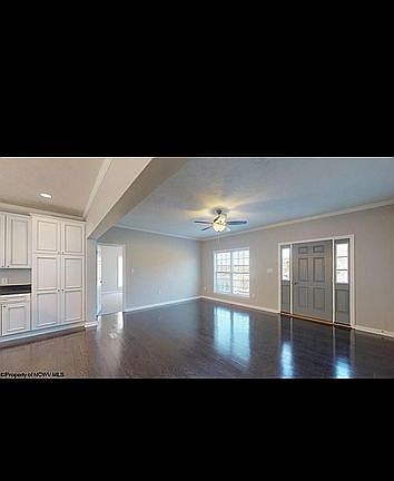 4th image of 123 Cortland Rd