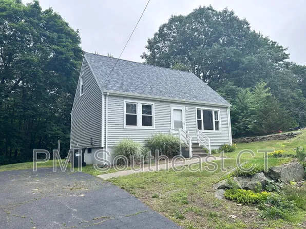 55 Hedge Ave, Norwich, CT 06360