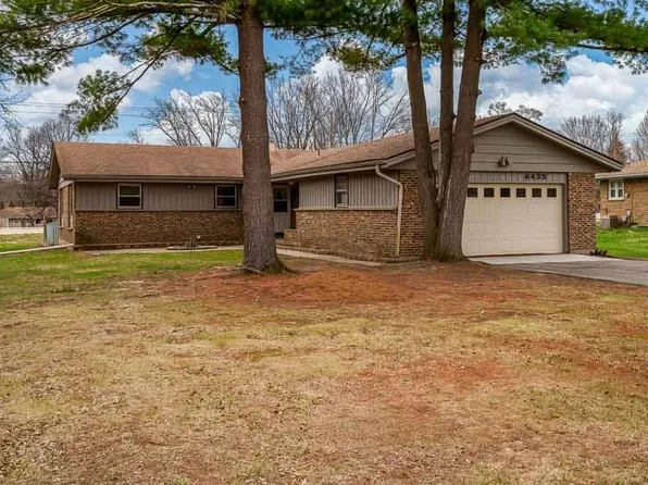 6435 Columbine Blvd, Rockford, IL 61108