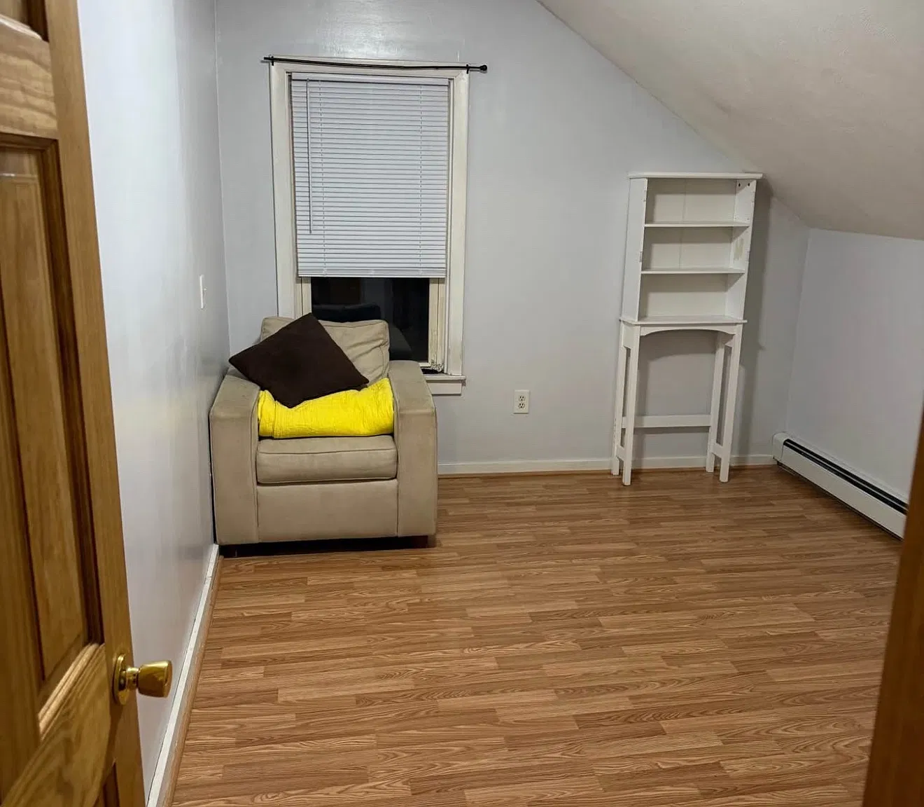 2 bed, 1000 sqft, $1,700 — Photo 3