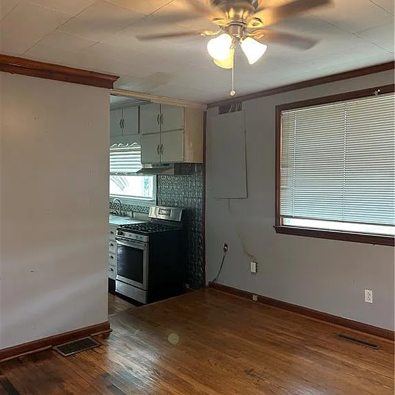 52 Northside Dr — Photo 37