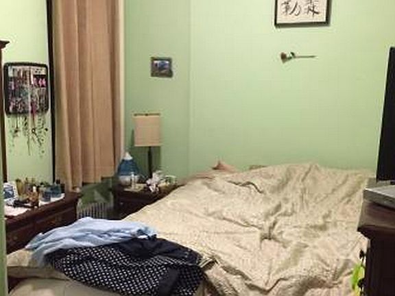3rd image of 477 Central Park W APT 2D