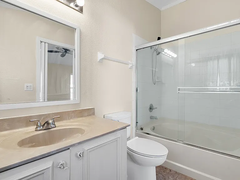 11806 Whisper Creek Dr — Photo 6