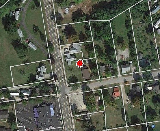 2nd image of 146 N Main St