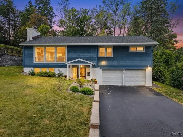 204 Demong Dr, Syracuse, NY 13214