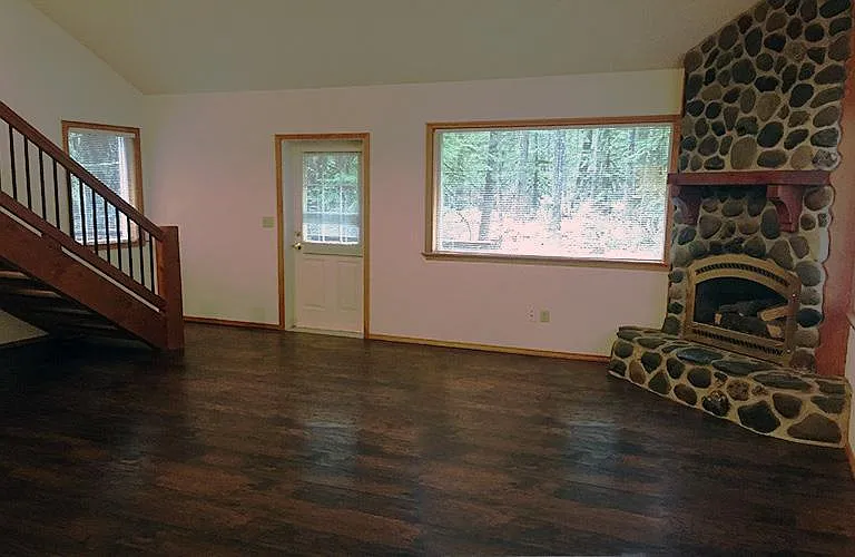 7481 Miller Way — Photo 4