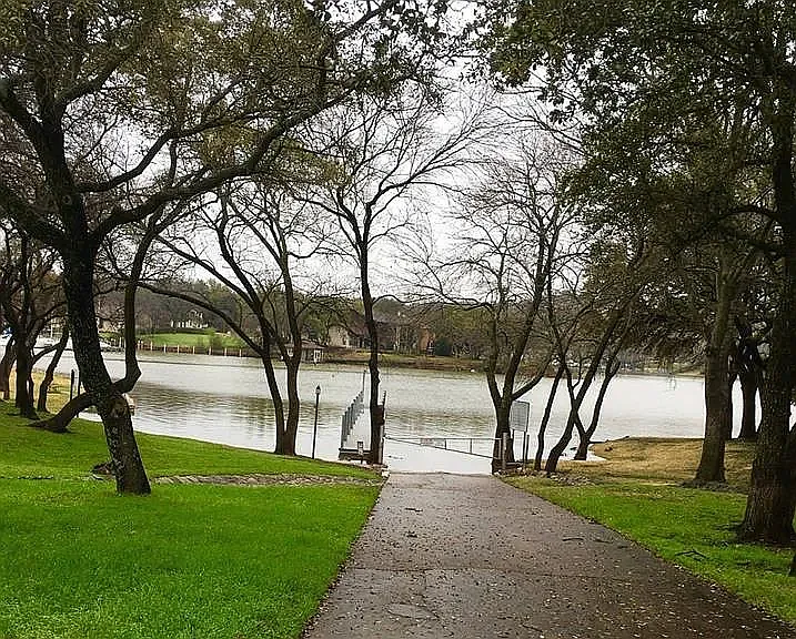 4 bed, 2064 sqft, $2,200 — Photo 4