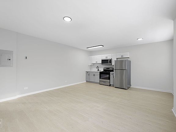 5th image of 7706 S Coles Ave #2845-204