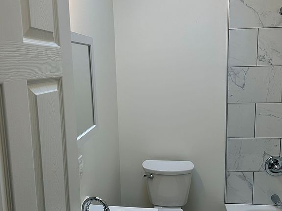 4th image of 1528 N Patterson Park Ave