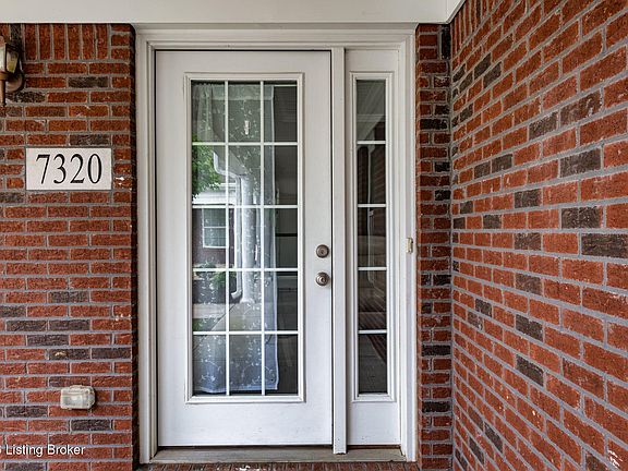 3rd image of 7320 Fox Hollow Way