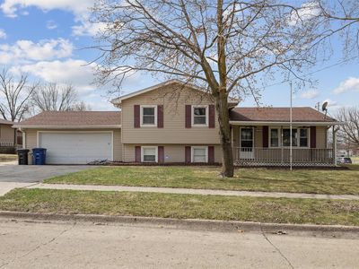 2938 E 40th Ct, Des Moines, IA, 50317