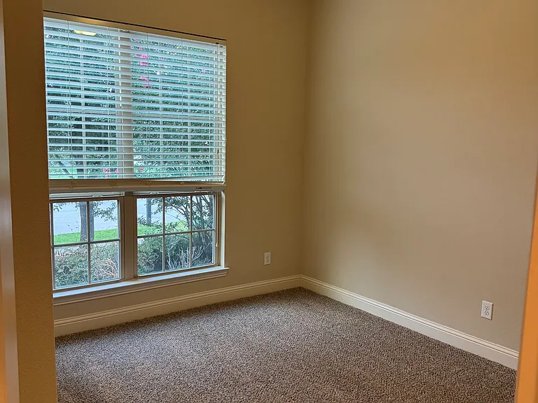 1824 Balboa Park Dr — Photo 34