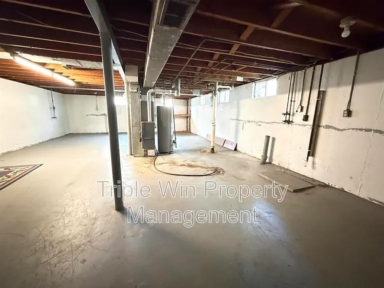 1695 Crowder Dr — Photo 26