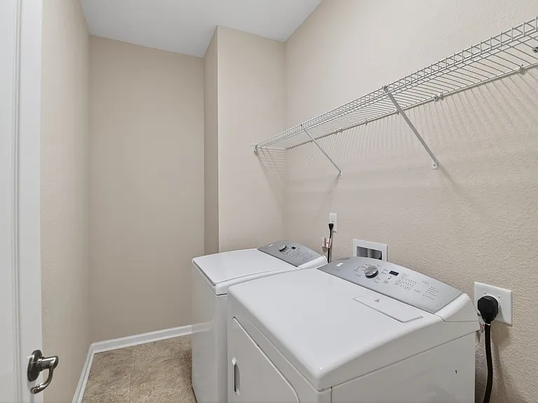 316 Fountain Way — Photo 6