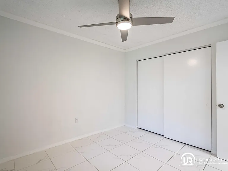 3265 Virginia St #18 — Photo 24