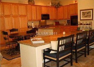 4th image of 10542 Beech Creek St