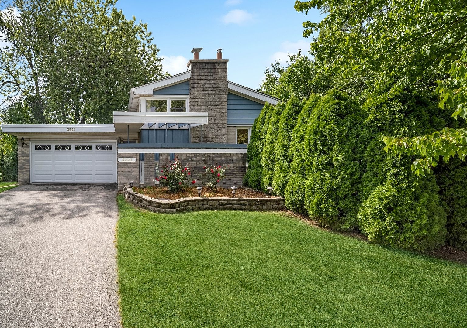 3221 Greenbriar Dr, Glenview, IL 60025 Zillow