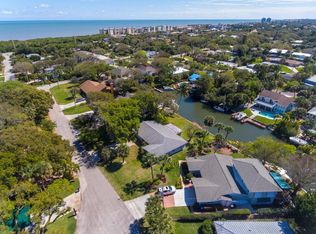 722 Tides Rd, Vero Beach, FL 32963