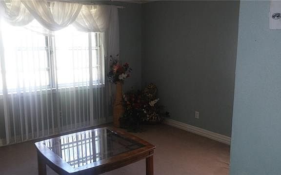 4th image of 2524 Glen Garden Ave