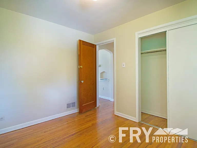 2145 Ames St — Photo 10