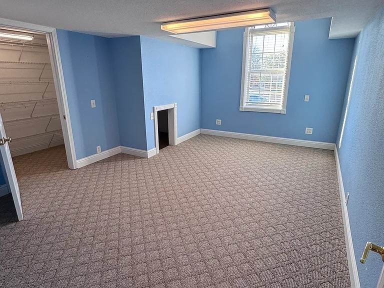 1804 Highway 121 Byp N #A — Photo 10