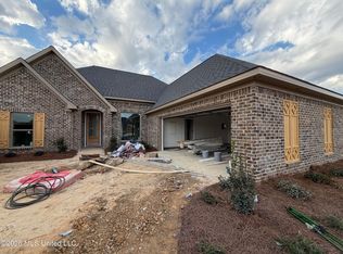 1117 Old Court Xing, Flowood, MS 39232