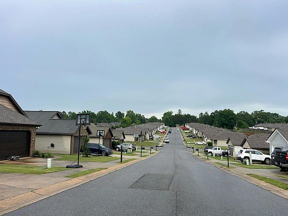 4th image of 181 Wexford Way