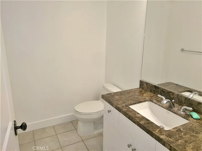 6300 Honolulu Ave #101 — Photo 17
