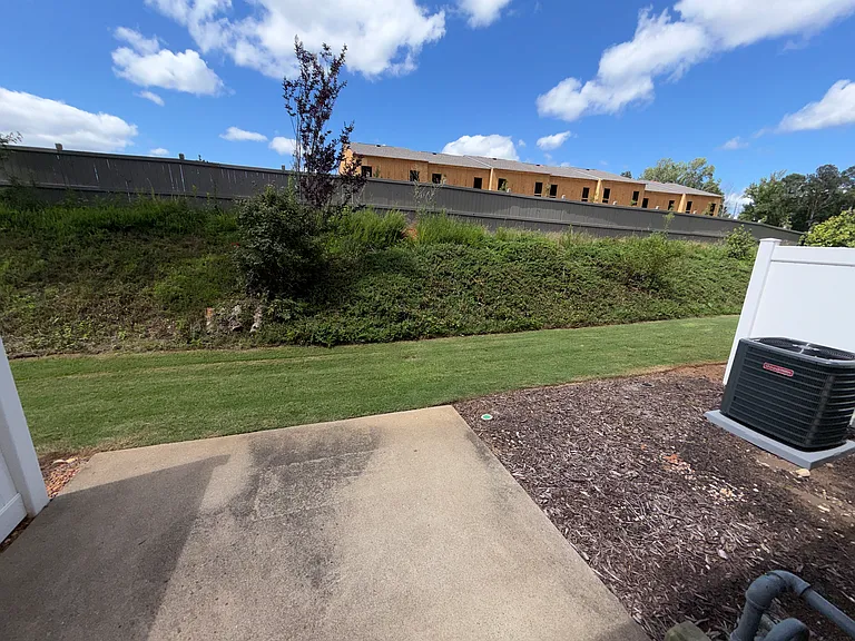 246 Azalea Cir — Photo 32