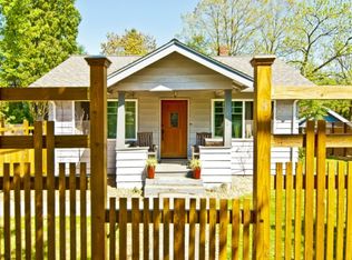 8126 9th Ave SW, Seattle, WA 98106