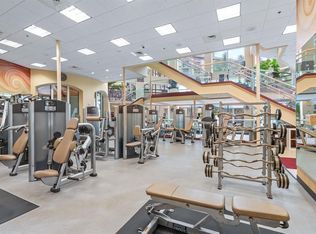 2633 NE 14th Ave APT 402, Wilton Manors, FL 33334