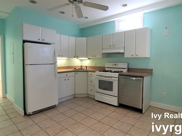 23 Cutter St #1 — Photo 1