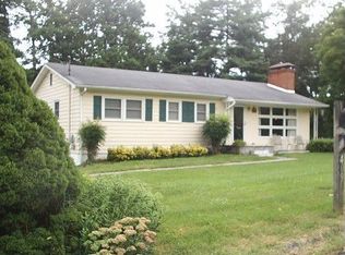 409 Shawnee Rd, Bristol, VA 24201