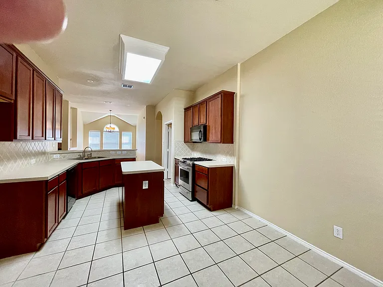 1535 Silver Spur Dr — Photo 7