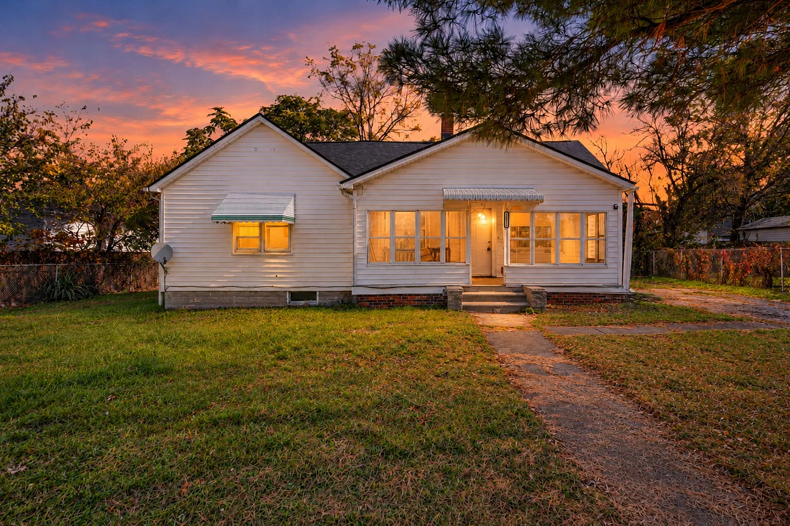 4 bed, 1250 sqft, $1,550 — Photo 1