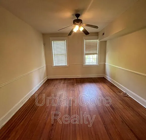 709 N 35th St — Photo 10