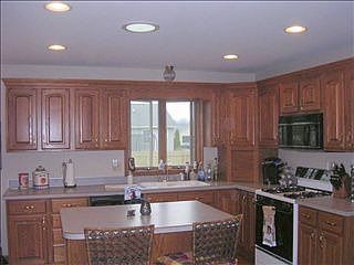 4th image of 425 E Braeburn Dr