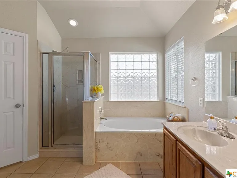 703 Prospector Trl — Photo 17