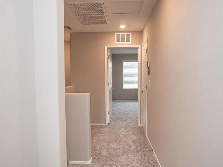 9 Alamere Falls Dr — Photo 29