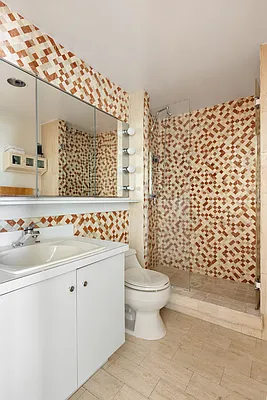 Bathroom, photo 2