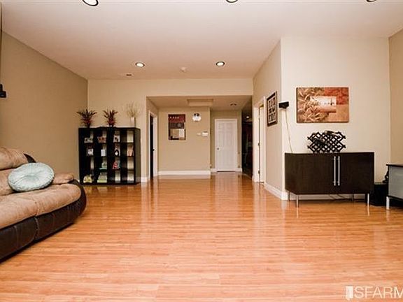 4th image of 16113 Windsor Dr
