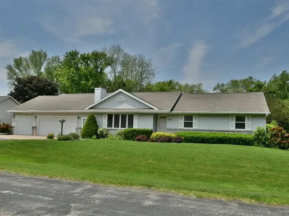 N9593 Darboy Dr, Appleton, WI 54915