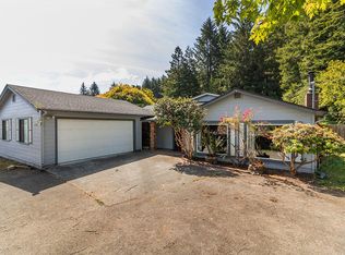 2210 Cochran Rd, McKinleyville, CA 95519
