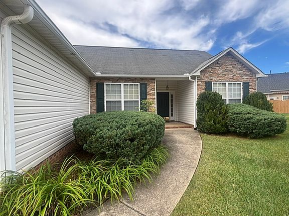 2nd image of 8 Briar Creek Way