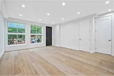 Sold by Avenue Sotheby's International Realty