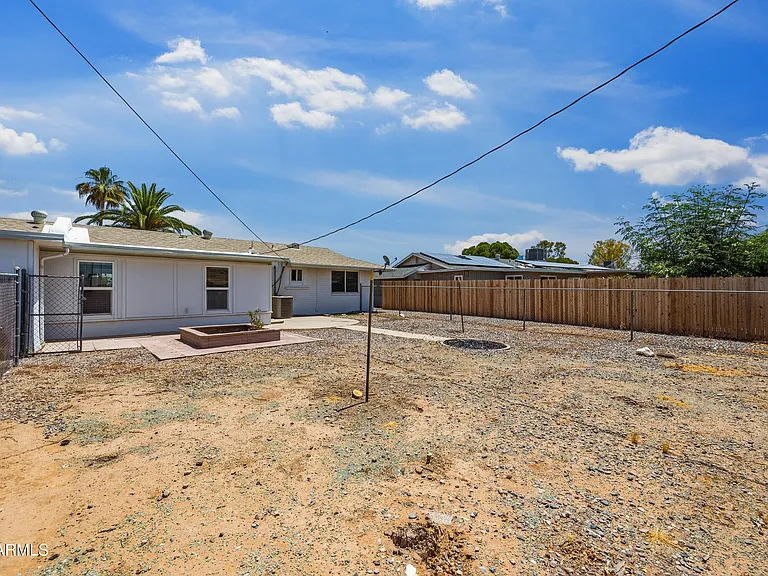 12422 N Cherry Hills Dr E — Photo 23