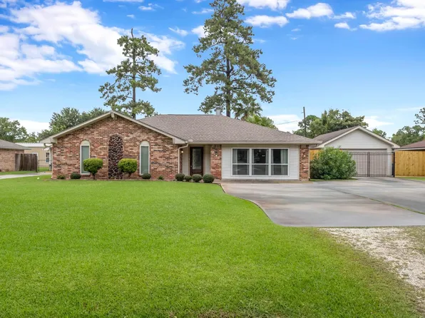 20 Medford Dr, Orange, TX 77632