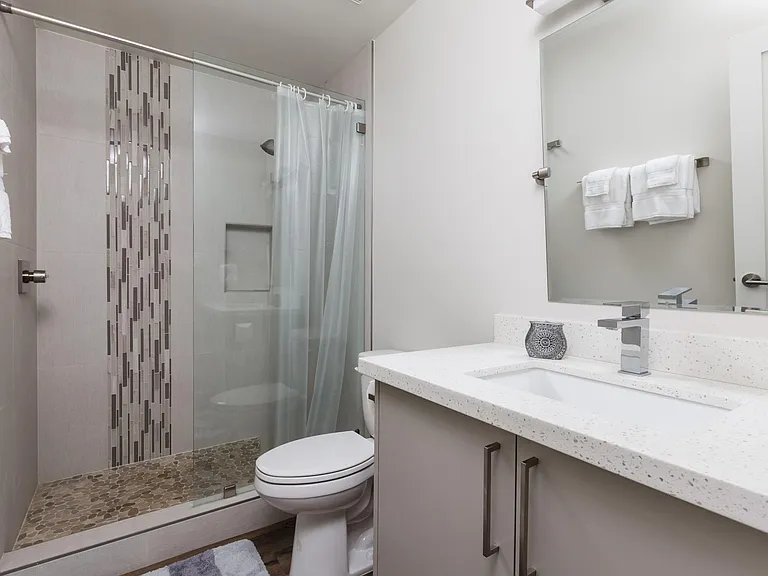 4950 N Miller Rd #230 — Photo 16